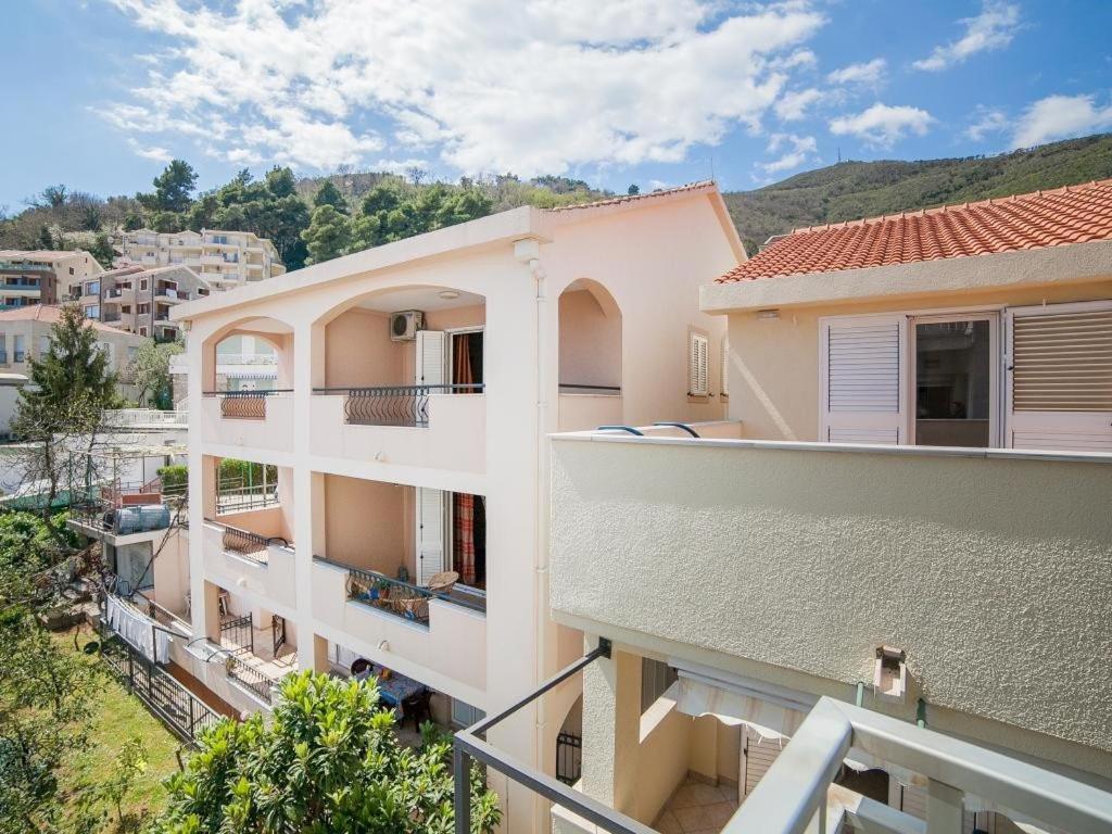 Apartments Spin Budva Ruang foto
